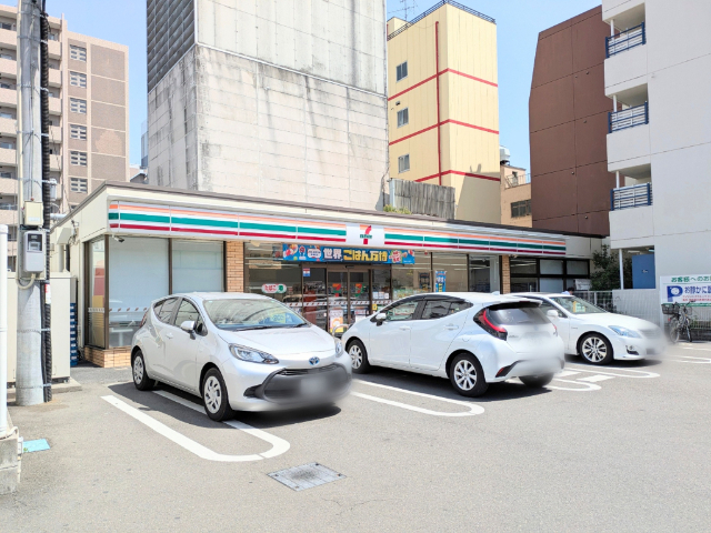 コンビニ　セブンイレブン平塚明石町店（コンビニ）まで258m