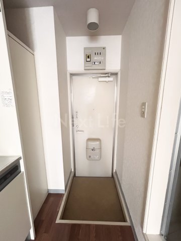 玄関　グリーンウッド2 105