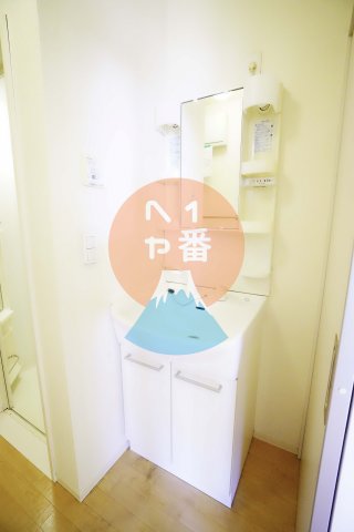 洗面設備　独立洗面台　※参考写真です