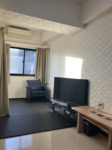 居室・リビング　明るい洋室です