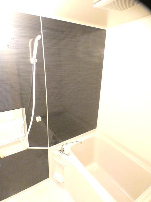 バス・シャワールーム　バスルーム