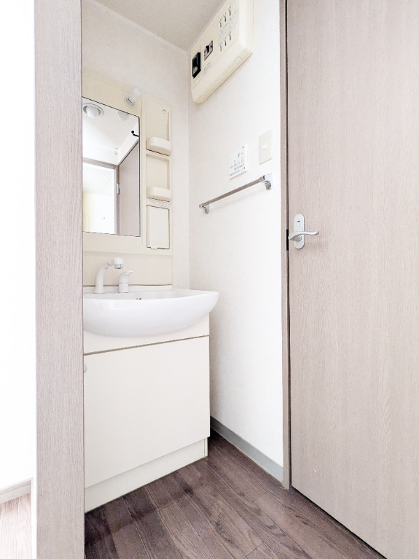 洗面設備　図面と現状に相違がある場合には現状を優先