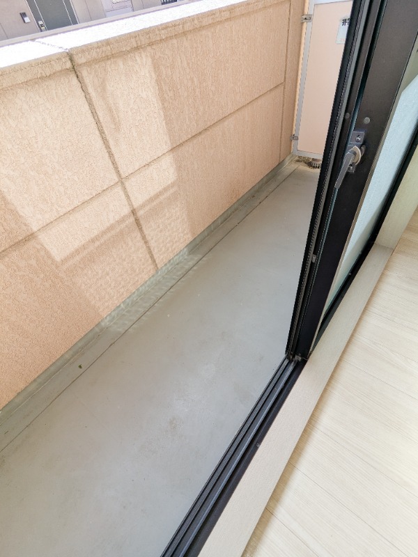 バルコニー　図面と現状に相違がある場合には現状を優先