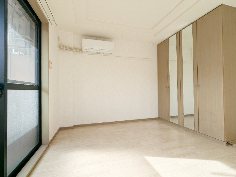 居室・リビング　図面と現状に相違がある場合には現状を優先