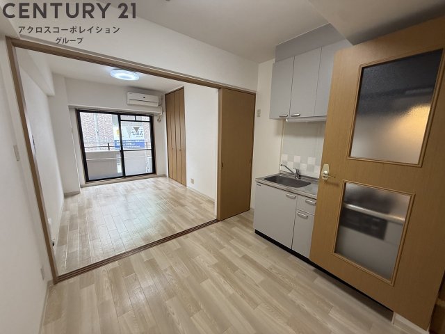 居室・リビング　エアコン付きで初期費用を抑えられます☆