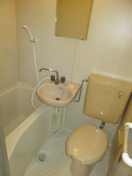 バス・シャワールーム　ＵＢ