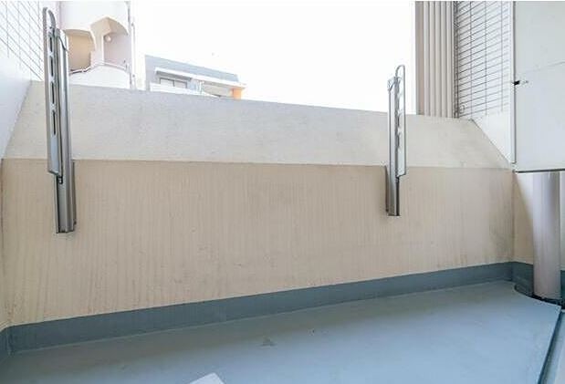 バルコニー　※同仕様写真