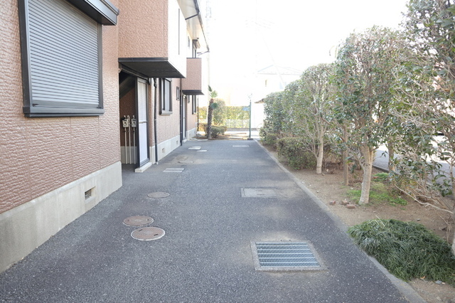 エントランス　アプローチ