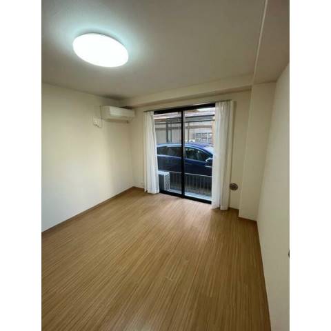 居室・リビング　※他部屋参考写真