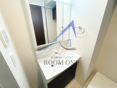 洗面設備　洗面台です。