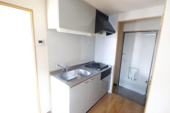 キッチン　※他号室の写真です。