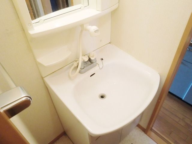 洗面設備　★便利な独立洗面台付きです★