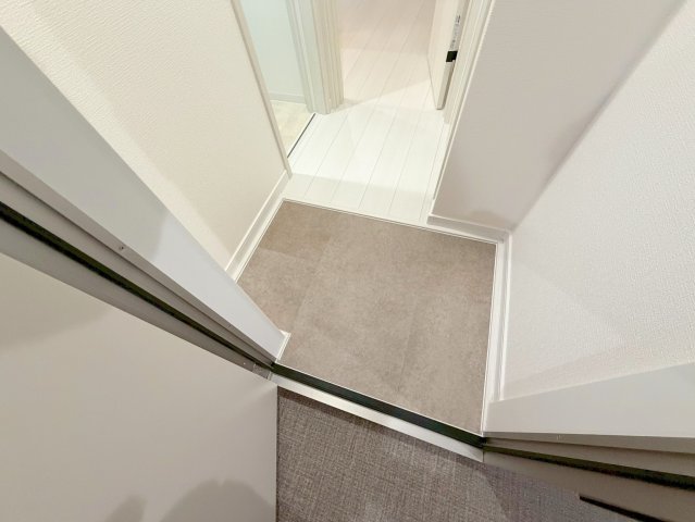 玄関　素敵な玄関は毎朝あなたを元気に送りだしてくれますよ。