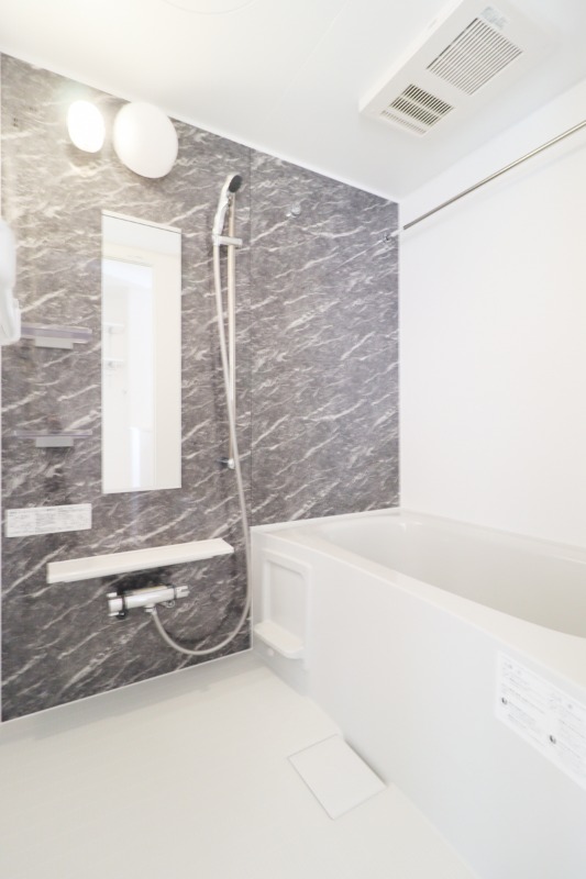 バス・シャワールーム　図面と現状に相違がある場合には現状を優先