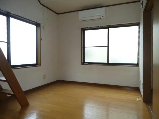 居室・リビング　別室参考写真