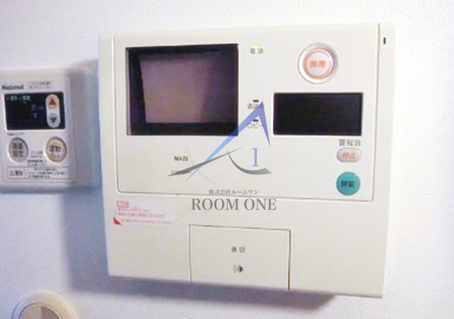 セキュリティ　モニター付きインターホンです。