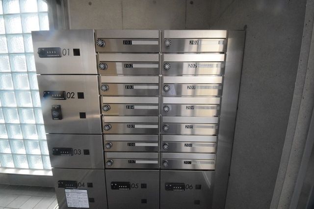 エントランス　ポスト