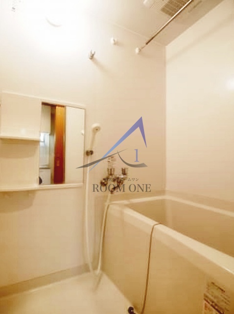 バス・シャワールーム　お風呂です。