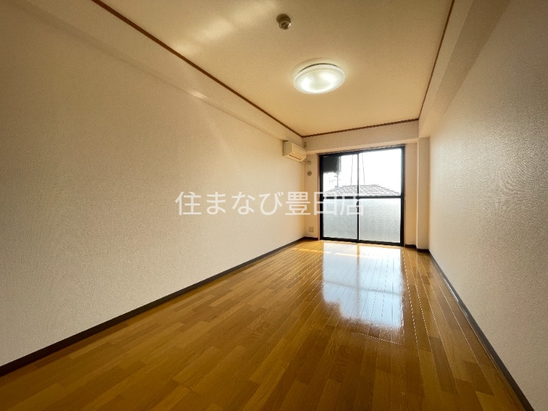 居室・リビング　別部屋写真