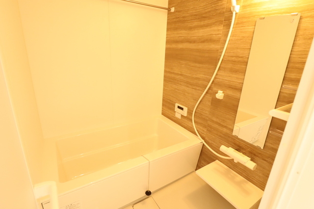 バス・シャワールーム　浴室