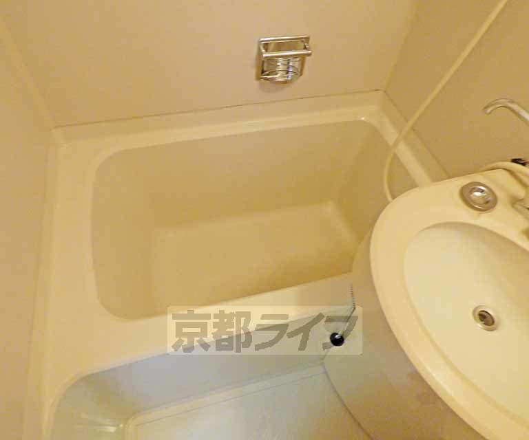 バス・シャワールーム　広いお風呂です。