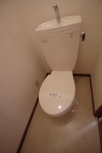 トイレ　★お問い合わせはタウンハウジング新百合ヶ丘店まで★