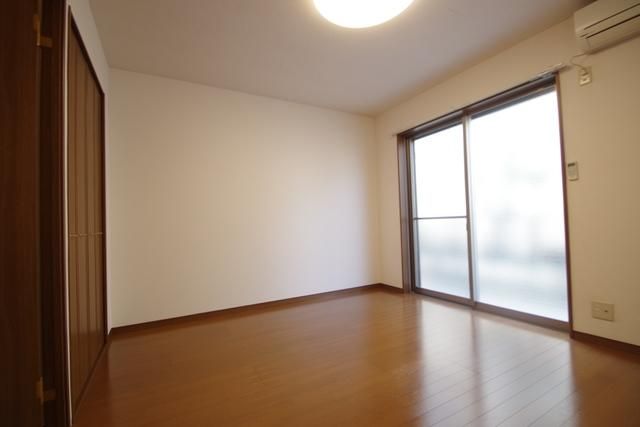 居室・リビング　★お問い合わせはタウンハウジング新百合ヶ丘店まで★