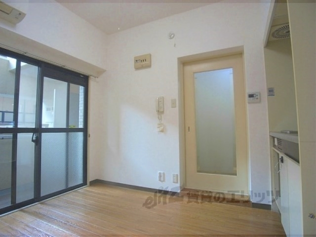 居室・リビング　居室