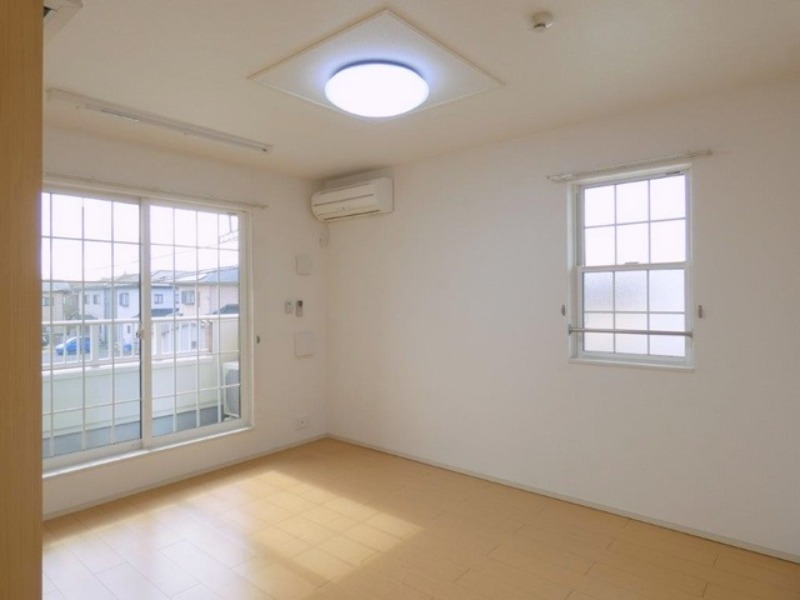 居室・リビング　図面と現状に相違がある場合には現状を優先