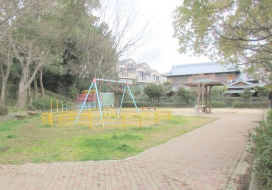 公園　城山公園（公園）まで956m