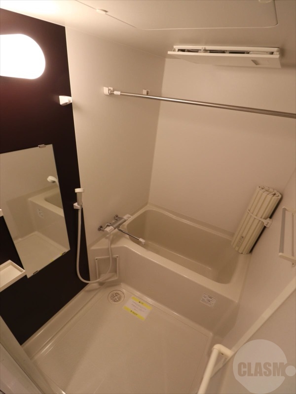 バス・シャワールーム　浴室乾燥機能付き