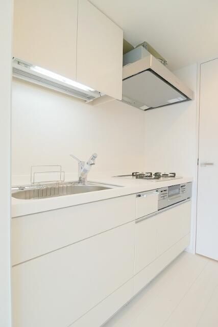 キッチン　※別部屋参考写真