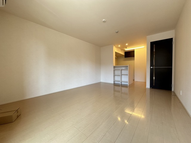 居室・リビング　別部屋参考写真です