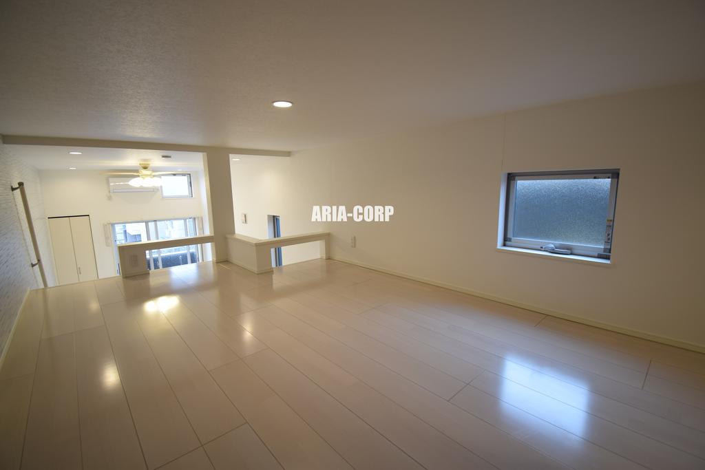 その他部屋・スペース　寝室やお荷物置きにも利用可能な大型ロフトスペースです！