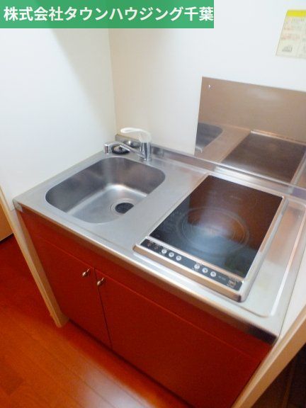 キッチン　2口電気コンロ