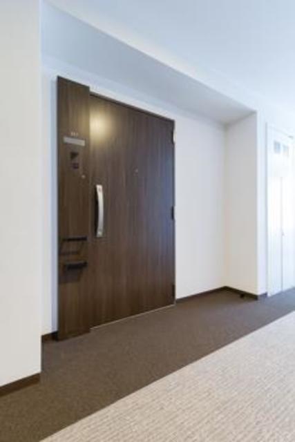 玄関　※写真は同タイプ住戸です。