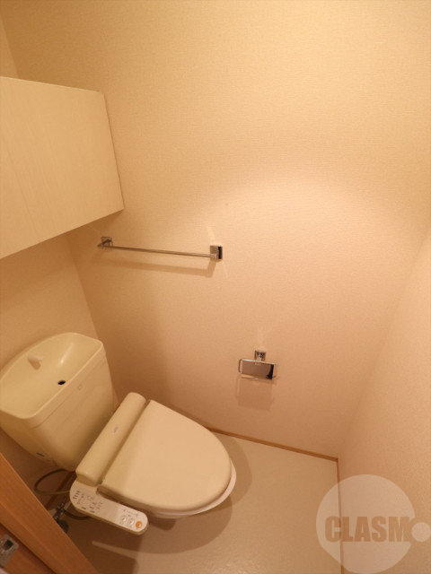 トイレ　温水洗浄便座