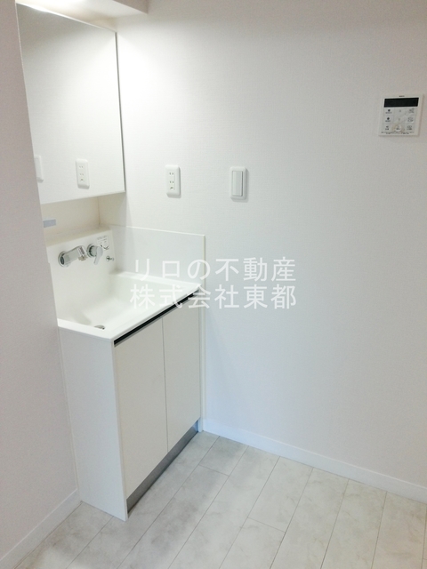 洗面設備　独立洗面台なら落ち着いて身支度ができます☆