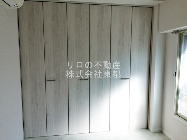 収納　壁一面に収納あり☆