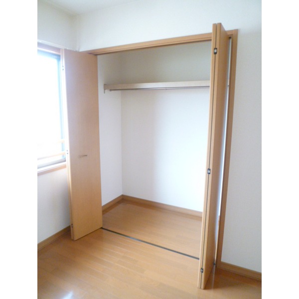 収納　クローゼット