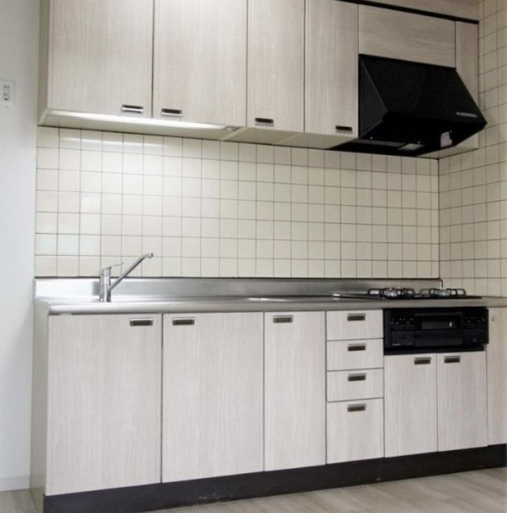 キッチン　三口ガスコンロ♪