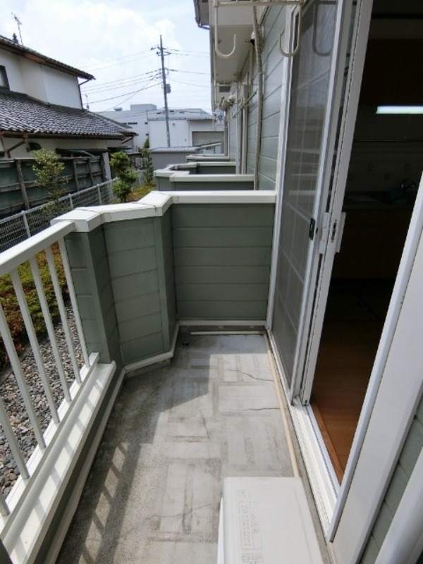 バルコニー　図面と現状に相違がある場合には現状を優先