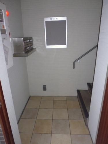 エントランス　★建物室内です★