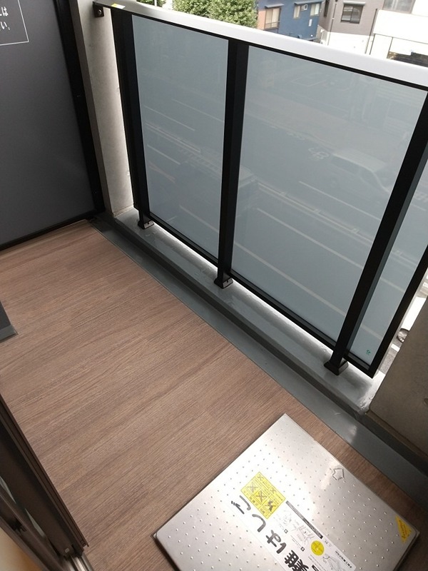 バルコニー　※同仕様写真含む
