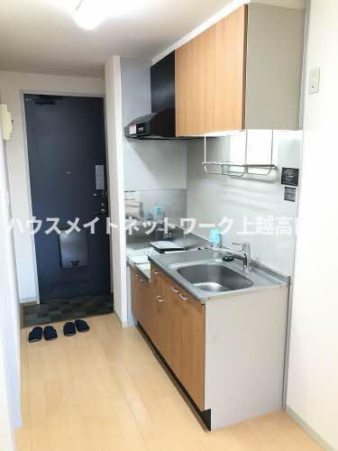 キッチン　キッチン前