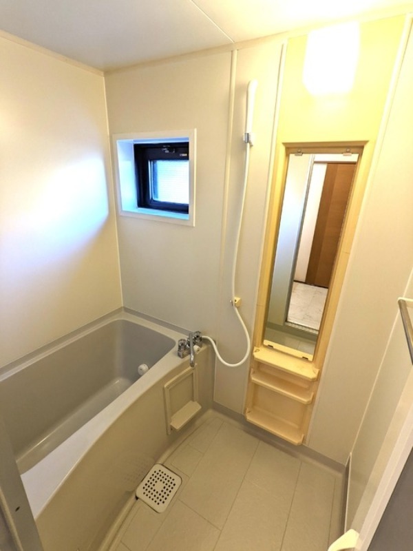 バス・シャワールーム　図面と現状に相違がある場合には現状を優先