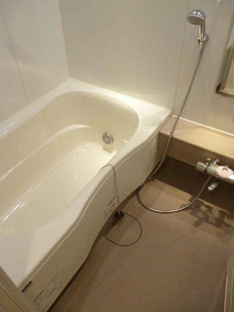 バス・シャワールーム　バス※別部屋参考写真