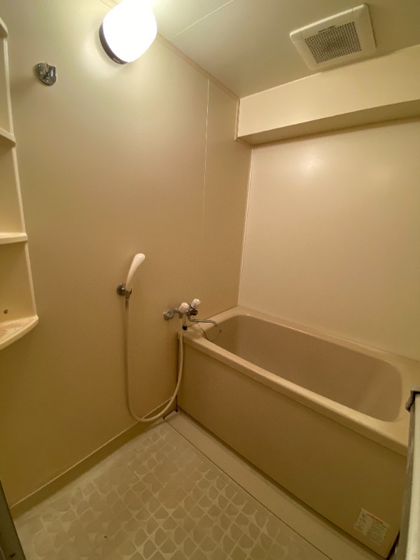 バス・シャワールーム　別号室