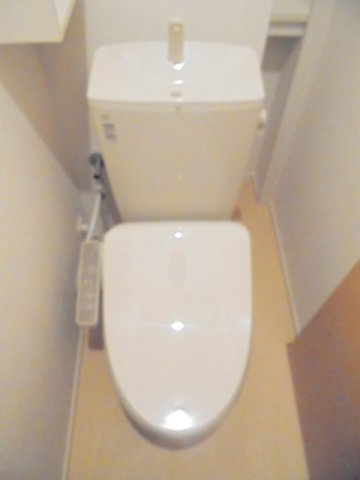 トイレ　清潔感のあるトイレです