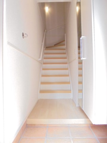 玄関　シンプルで使いやすい玄関です